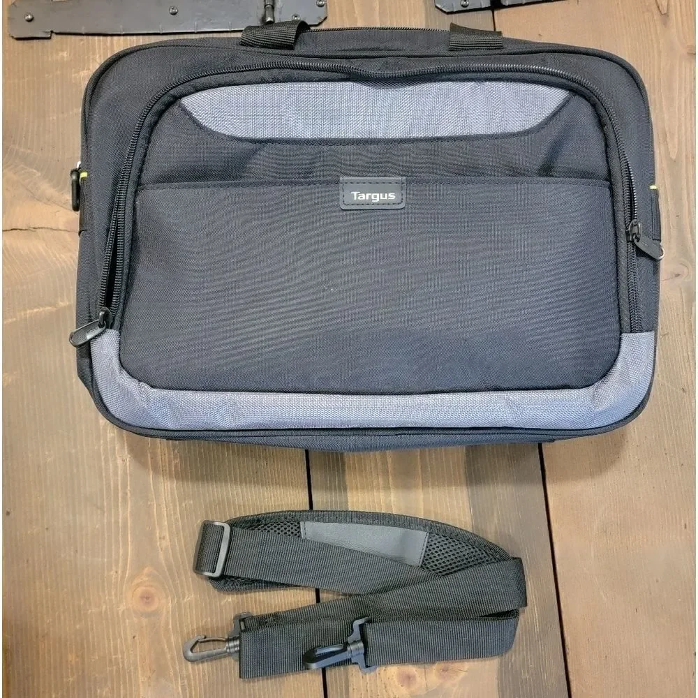 Targus Laptop Bag Model AC0063